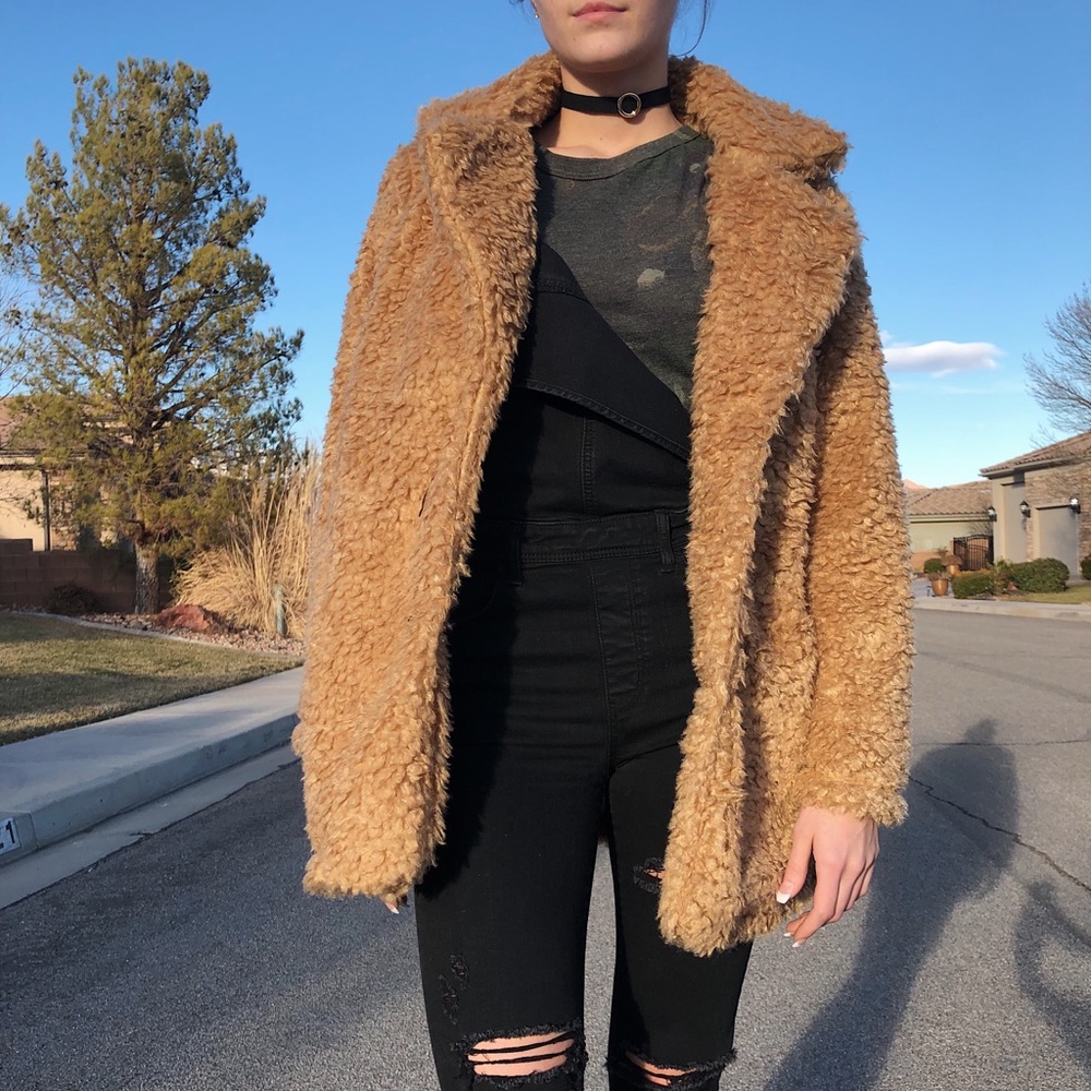 LAST ONE FINAL CHANCE Button Up Teddy Coat - Picture 3 of 5